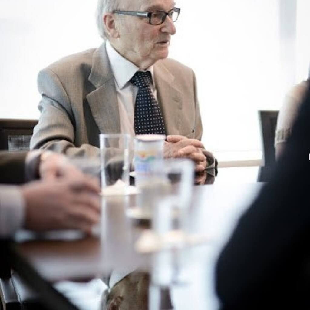 Não foi fornecido texto alternativo para esta imagem